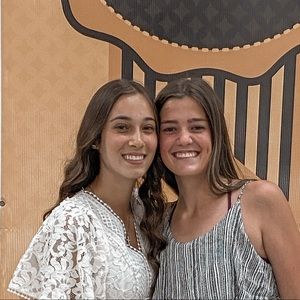 Meet your Posher, Elizabeth